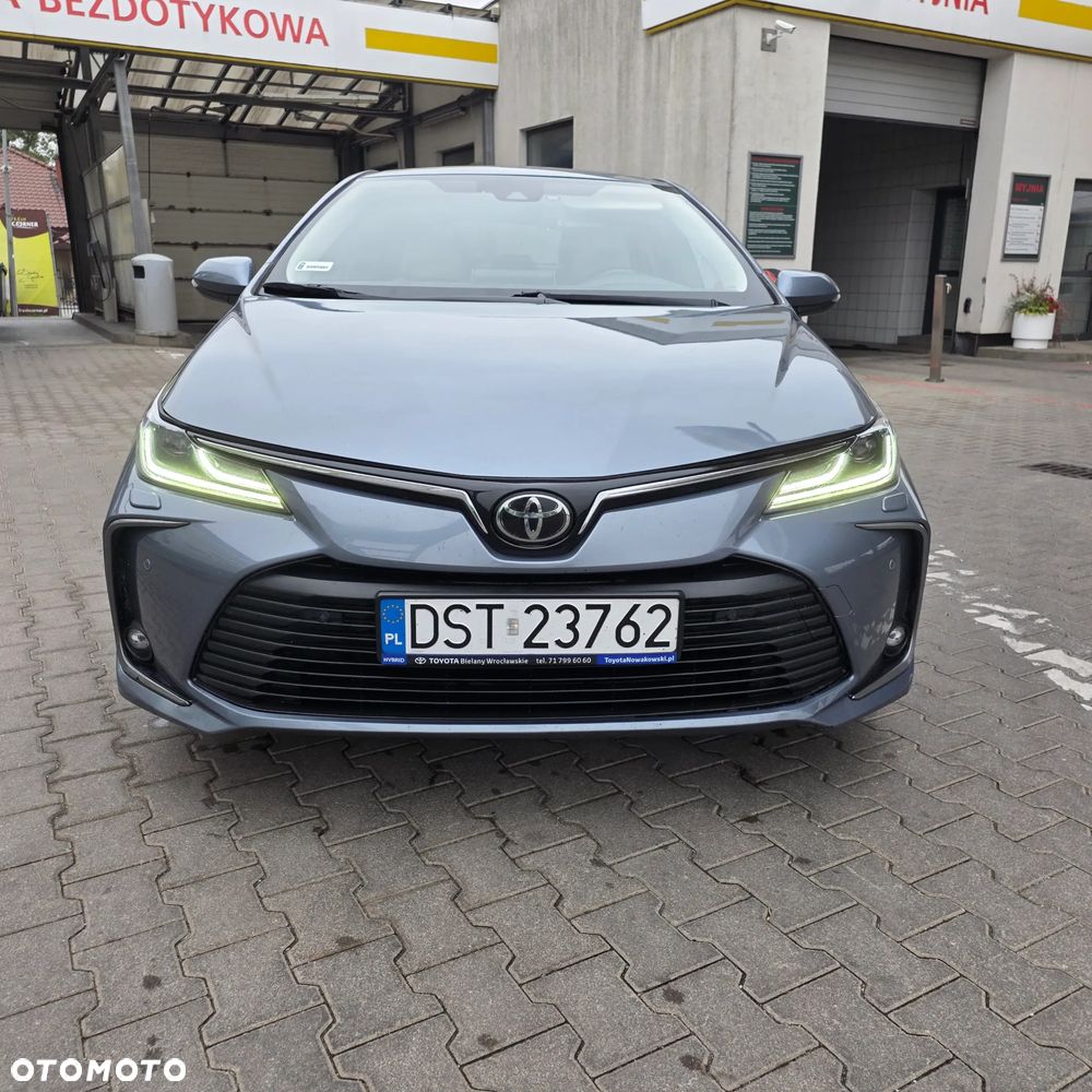 Toyota Corolla - 2