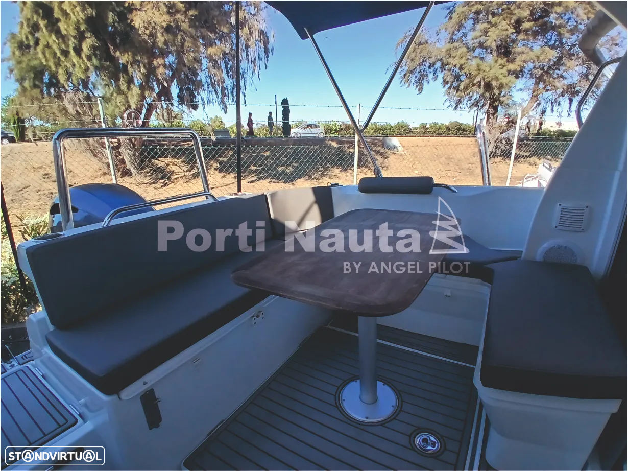 Beneteau Antares 7 - 13
