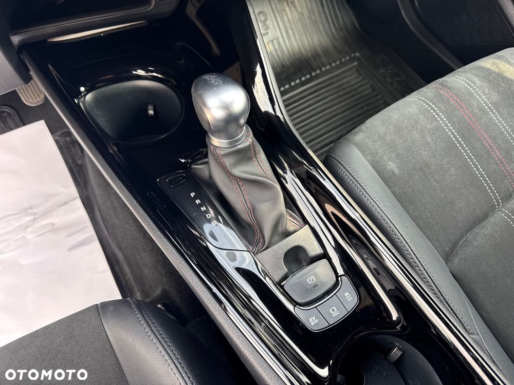 Toyota C-HR 1.8 Hybrid GPF GR Sport - 30