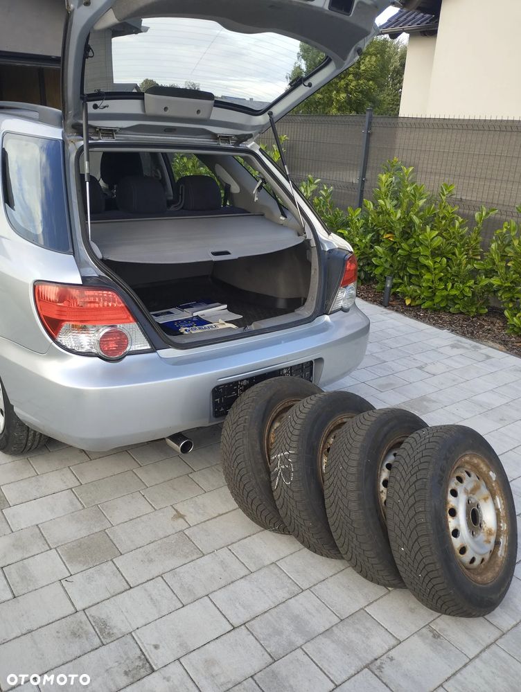 Subaru Impreza 1.6 TS - 3