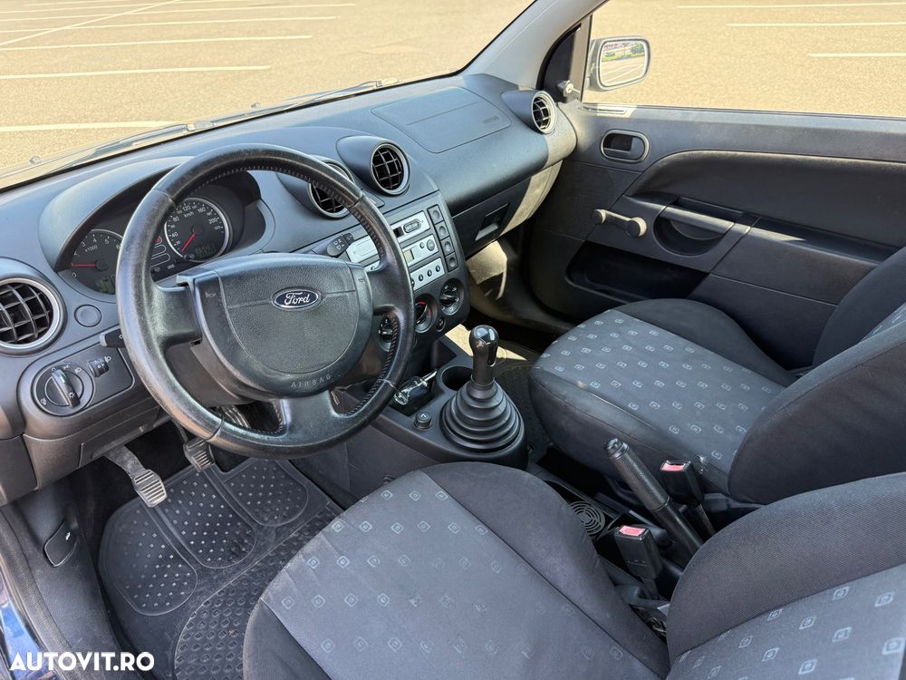 Ford Fiesta 1.3i Comfort - 5