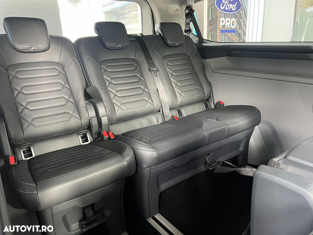 Ford Tourneo Custom - 8