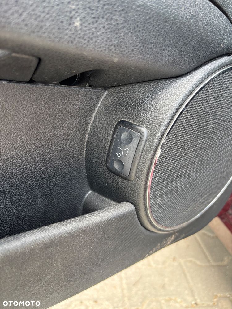 Mercedes-Benz Klasa C 220 CDI DPF Automatik Avantgarde - 21