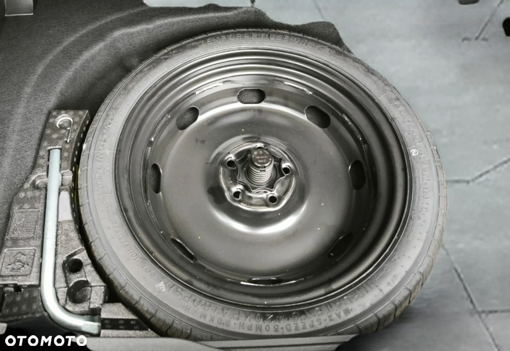 Volkswagen Golf 1.5 eTSI EVO Style DSG - 15