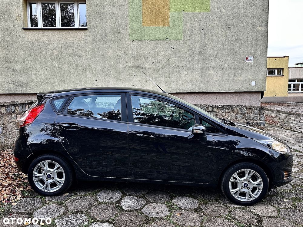 Ford Fiesta 1.0 EcoBoost Titanium - 9