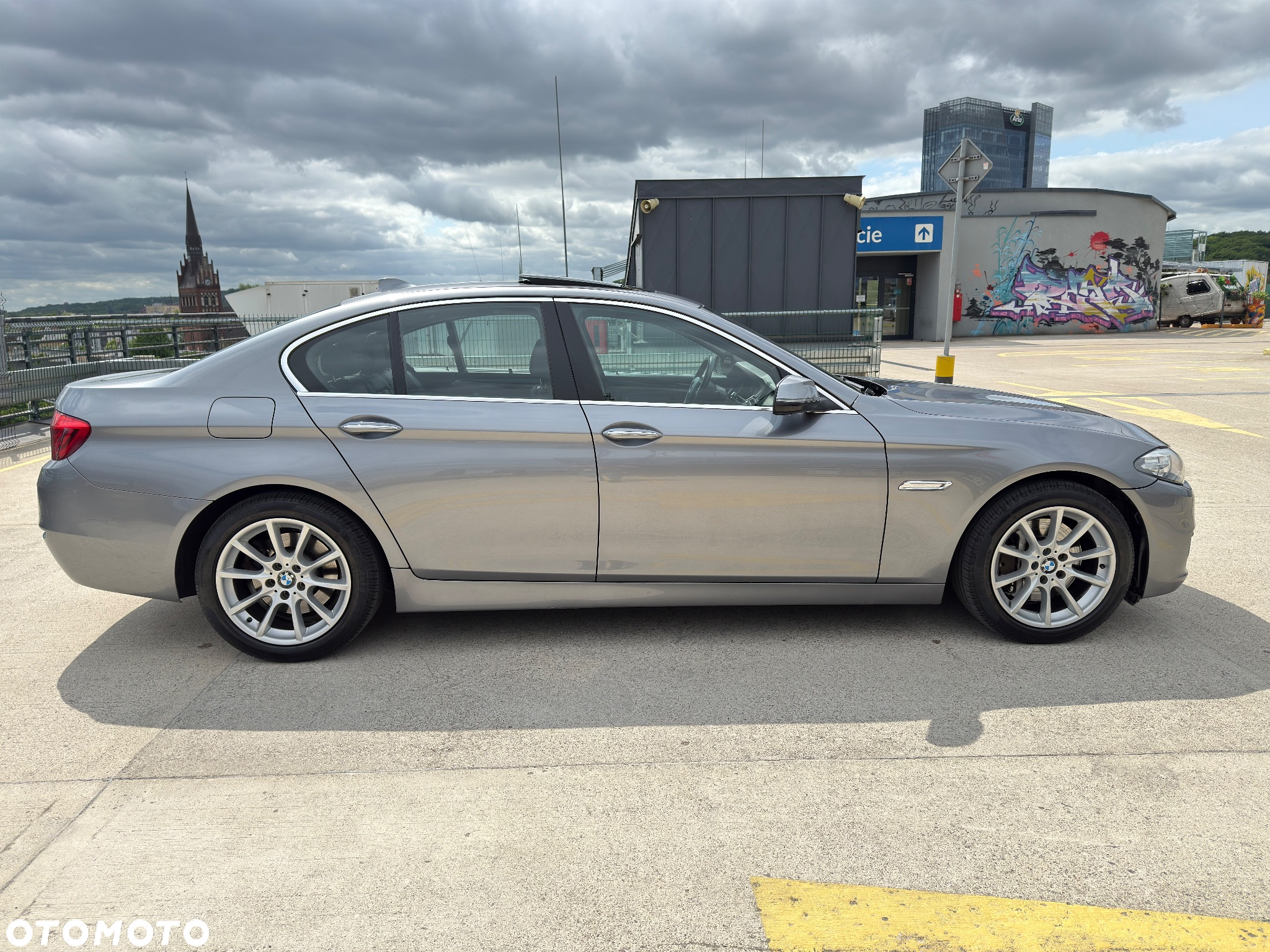 BMW Seria 5 525d xDrive Luxury Line - 14