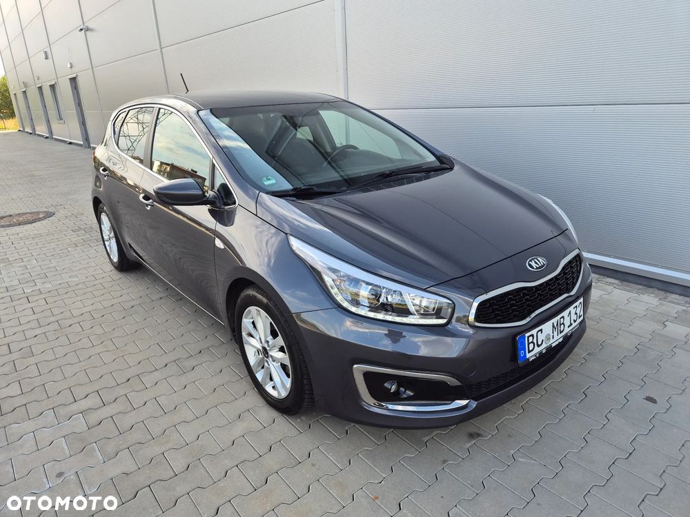 Kia Ceed 1.4 CVVT Dream Team Edition - 3