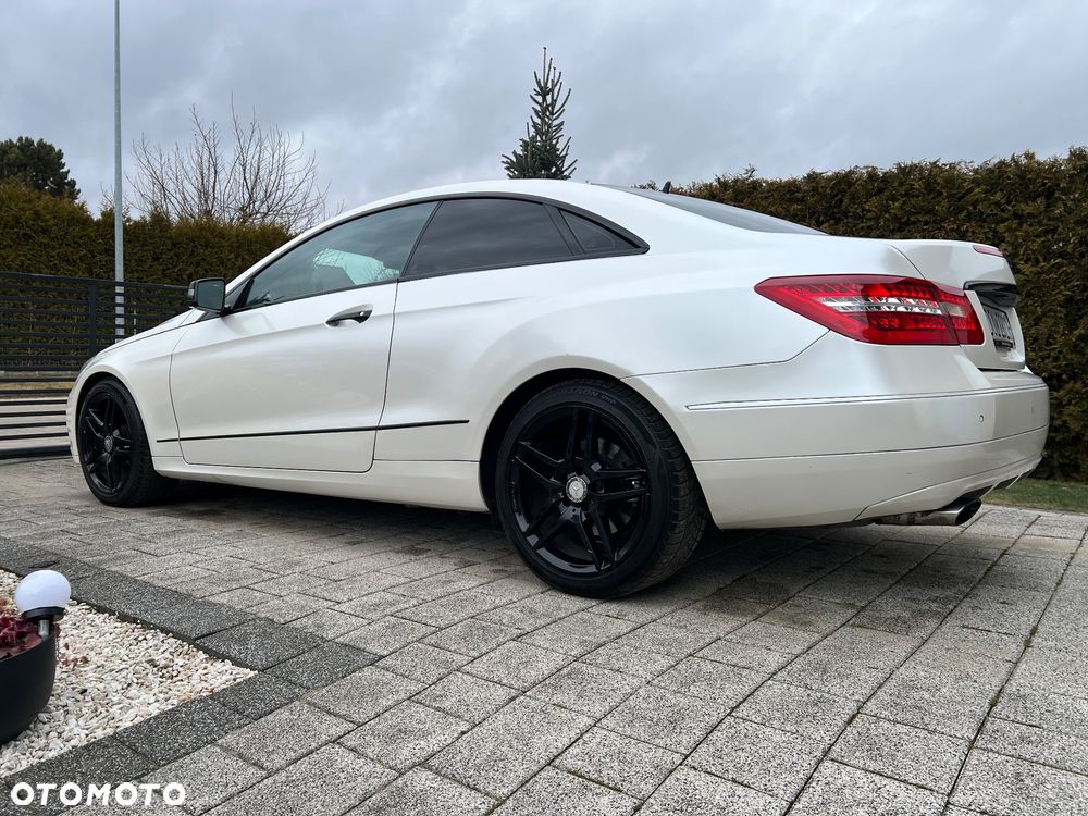 Mercedes-Benz Klasa E - 8