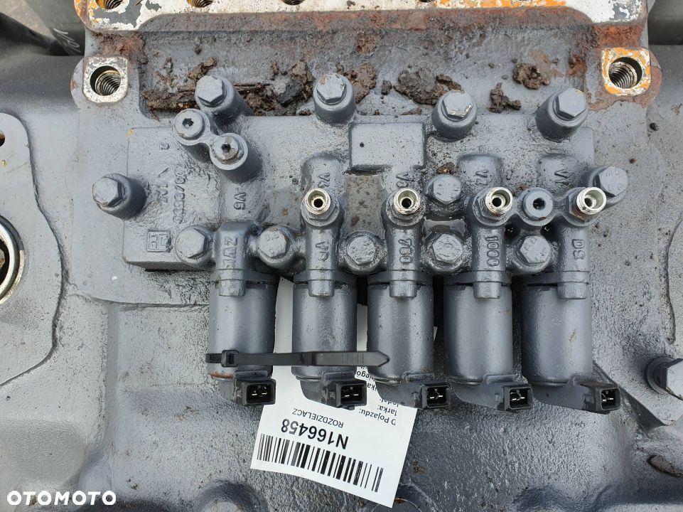 ROZDZIELACZ VALTRA S 323 FENDT 926 - 1