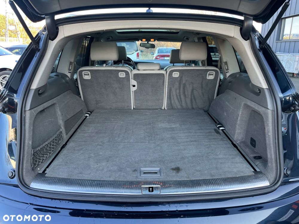 Audi Q7 3.0 TDI Quattro Tiptronic - 23