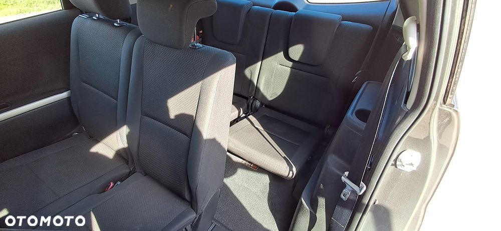 Toyota Corolla Verso 1.8 Sol + 7os - 11