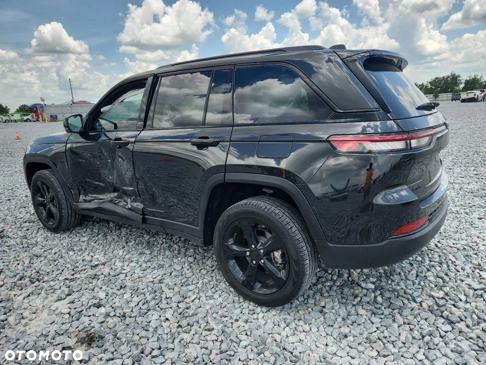 Jeep Grand Cherokee - 4