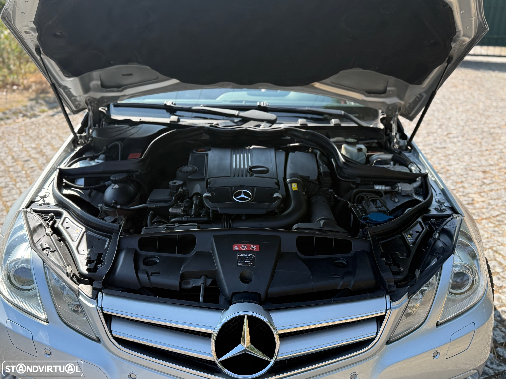 Mercedes-Benz E 200 CGi Avantgarde BlueEfficiency - 18
