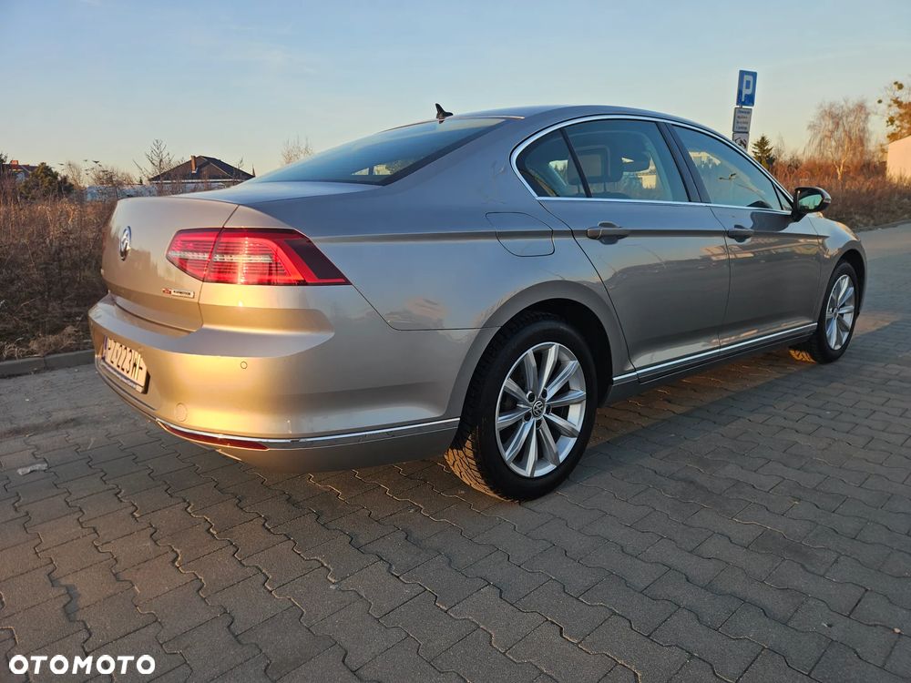 Volkswagen Passat 1.8 TSI BMT Highline DSG - 8