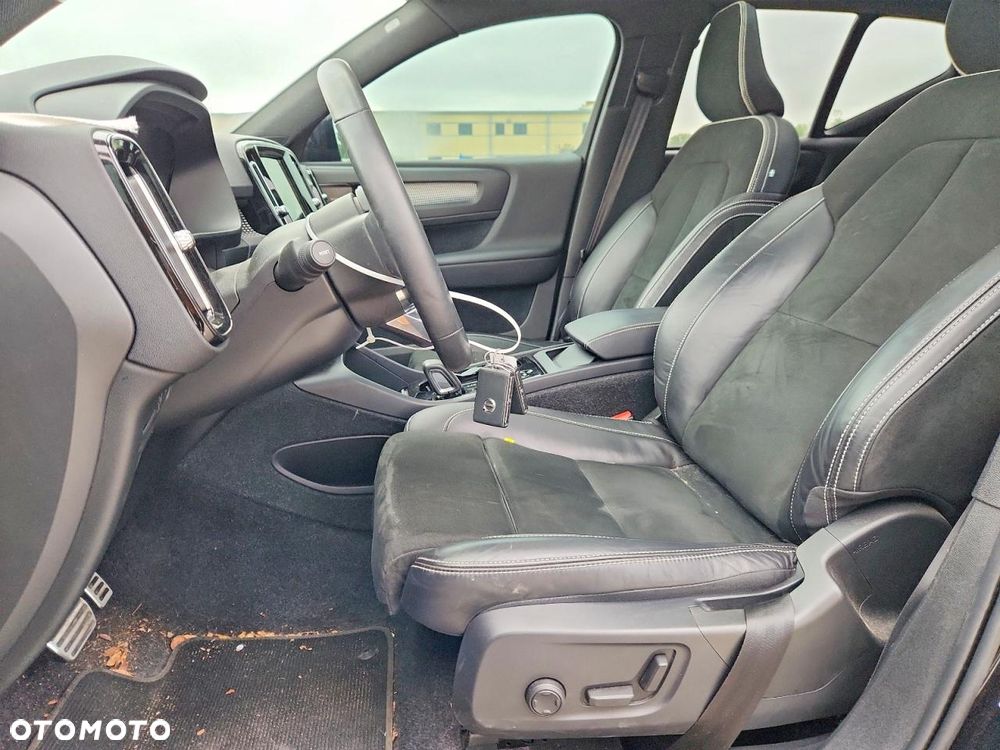Volvo XC 40 B5 B AWD Geartronic RDesign - 7