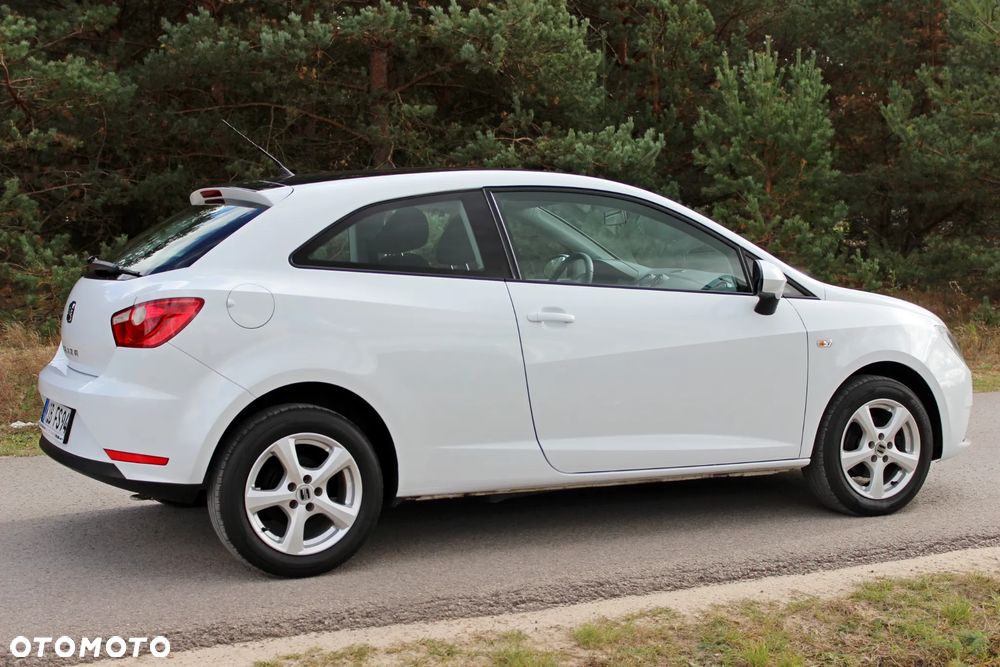 Seat Ibiza 2013 photo 4