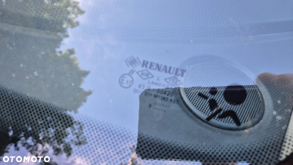 Renault Clio - 21
