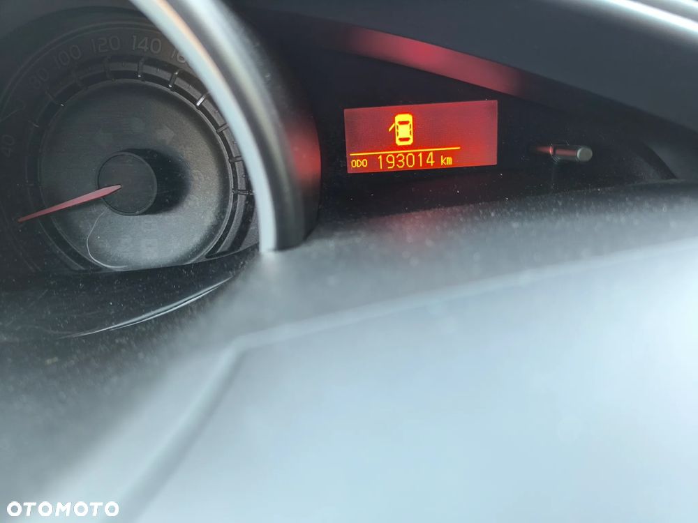 Toyota Verso 1.8 Premium 7os EU6 - 11