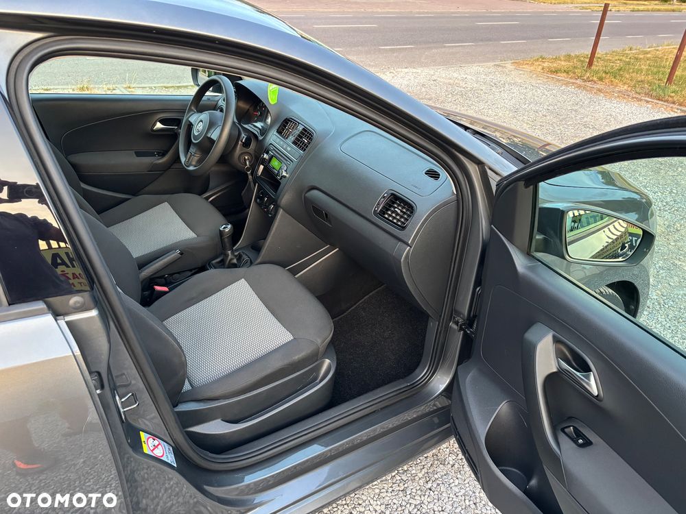 Volkswagen Polo - 10
