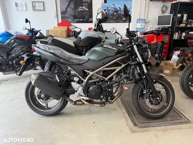 Suzuki SV650 - 1