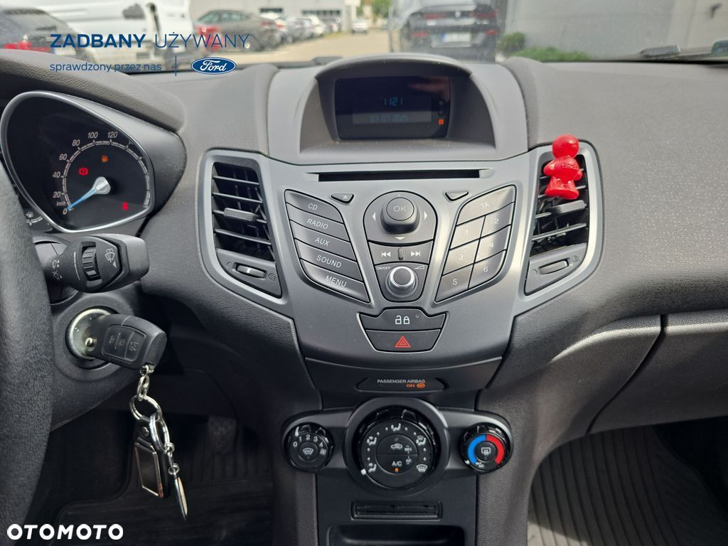 Ford Fiesta - 21