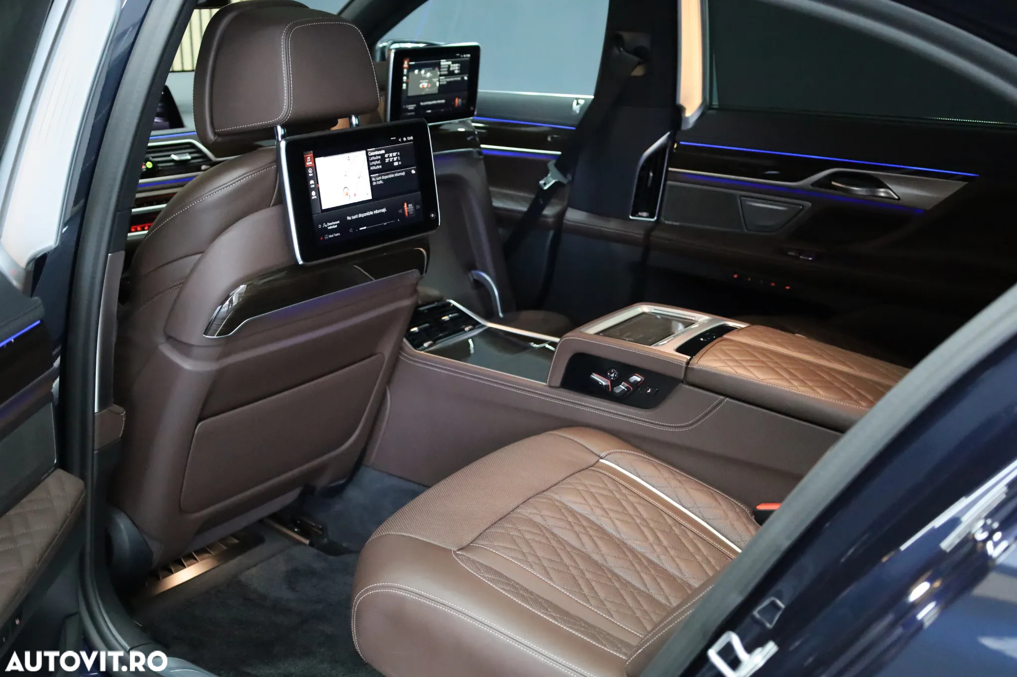 BMW Seria 7 740Li xDrive - 33