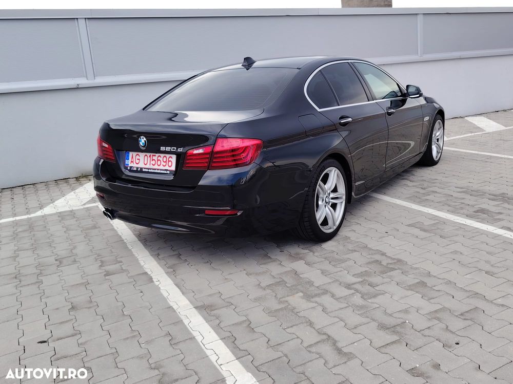 BMW Seria 5 520d Aut. - 13