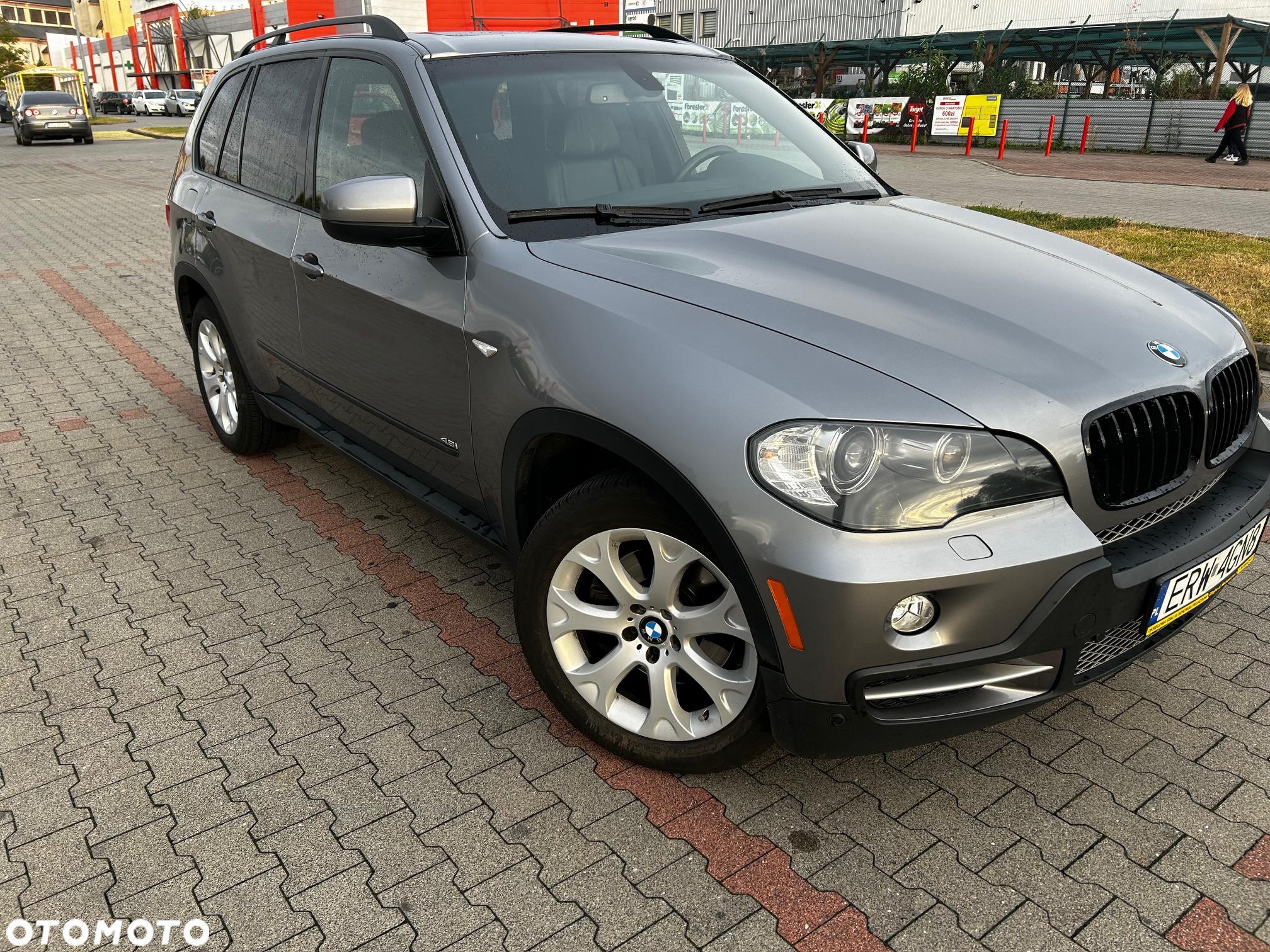 BMW X5 4.8i xDrive - 11
