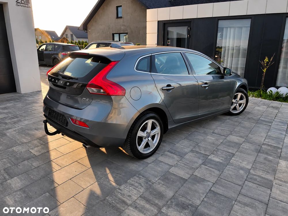 Volvo V40 D4 Drive-E Summum - 18