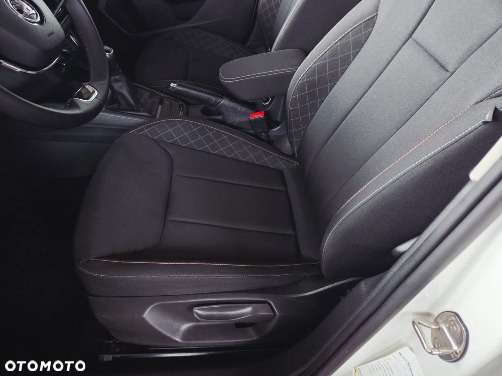 Skoda Kamiq 1.0 TSI Ambition - 5