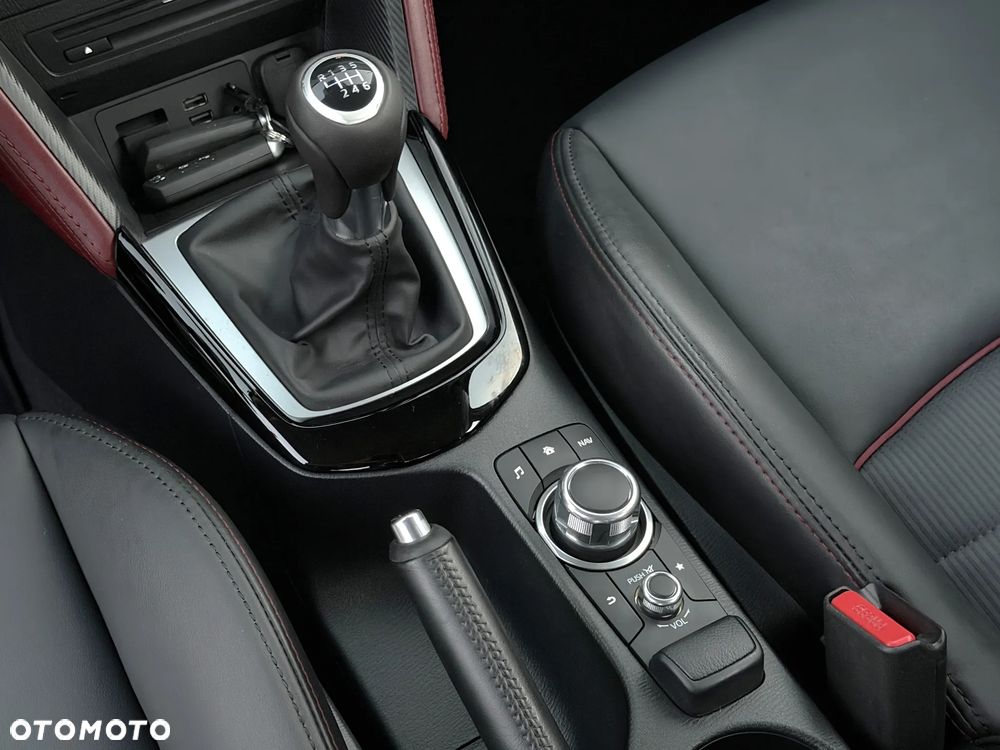 Mazda CX-3 SKYACTIV-G 120 FWD Sports-Line - 33