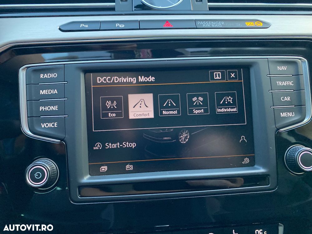 Volkswagen Passat - 20