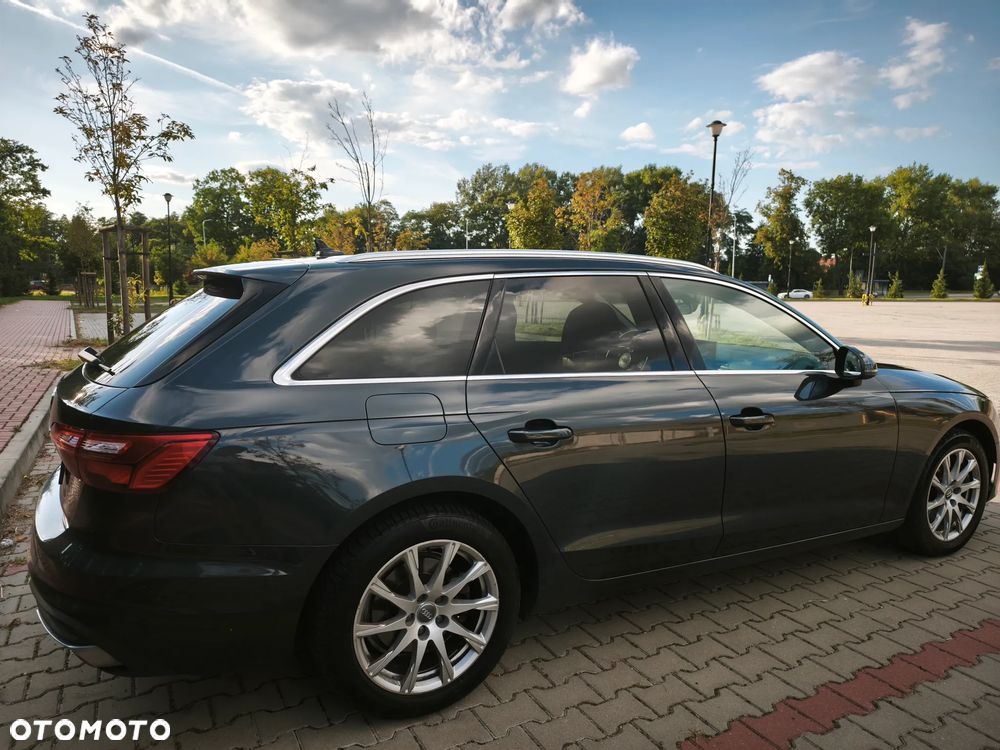 Audi A4 Avant - 13