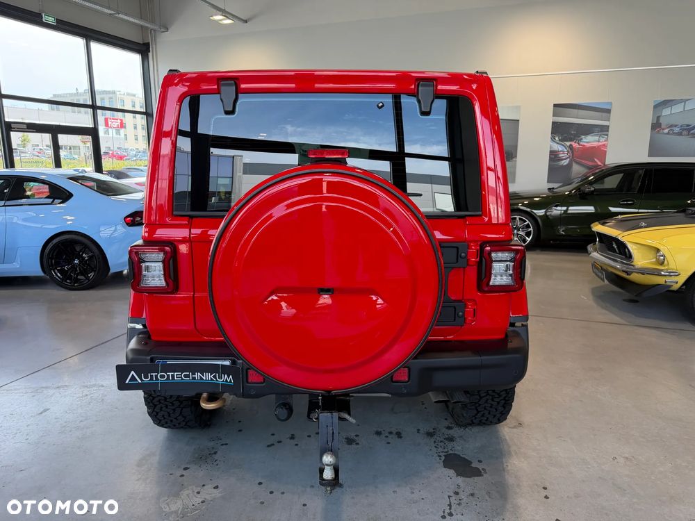 Jeep Wrangler - 6