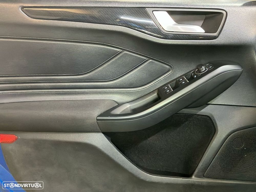 Ford Focus 1.0 EcoBoost MHEV ST-Line - 21
