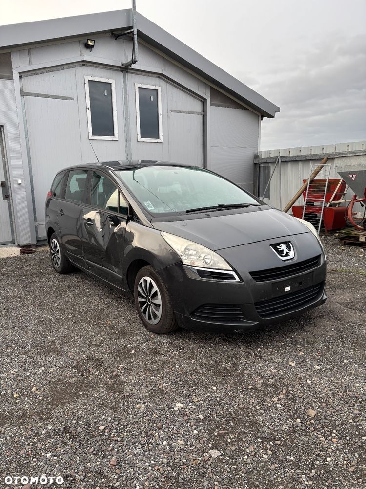 Peugeot 5008 - 2