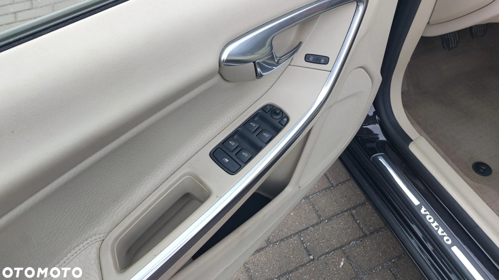 Volvo V60 T3 Kinetic - 9