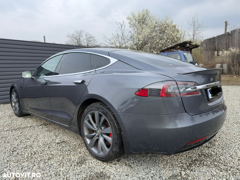 Tesla Model S Performance - 6