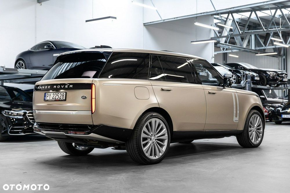 Land Rover Range Rover 4.4 V8 P535 LWB First Edition - 12