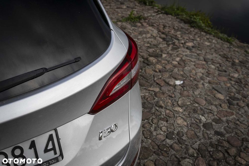 Hyundai i30 1.6 CRDi Comfort - 27