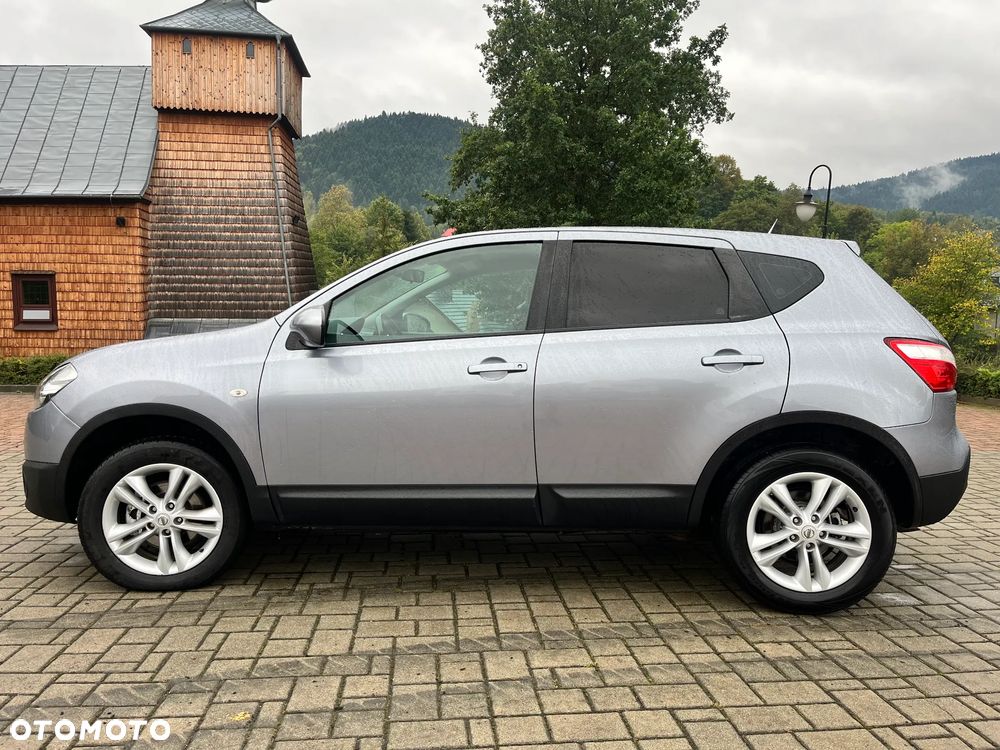 Nissan Qashqai 2010 photo 3