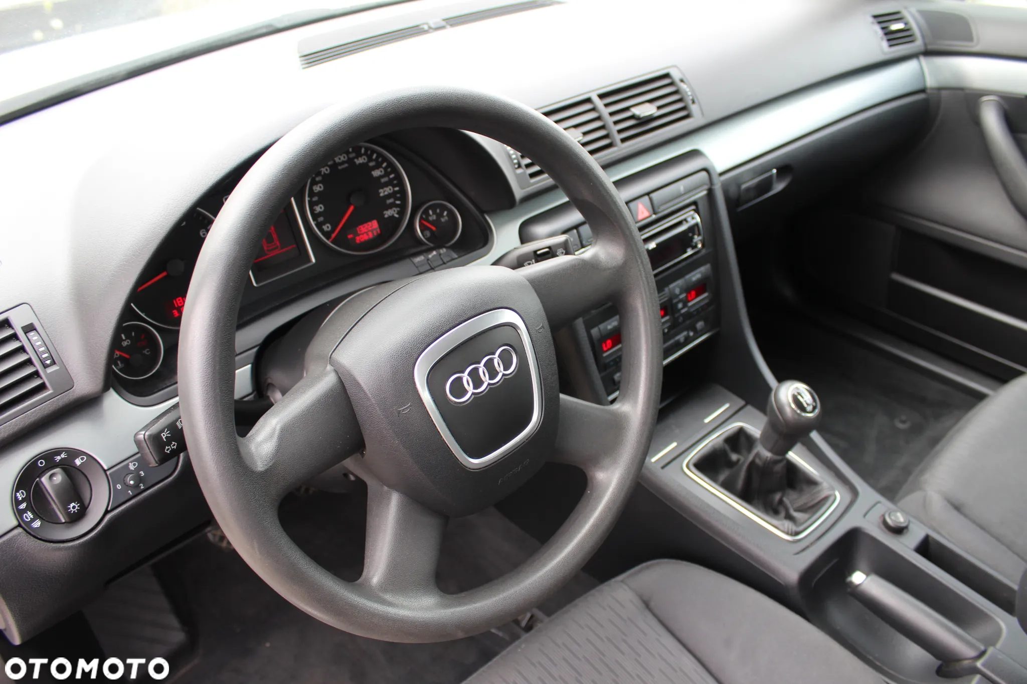 Audi A4 1.6 - 13