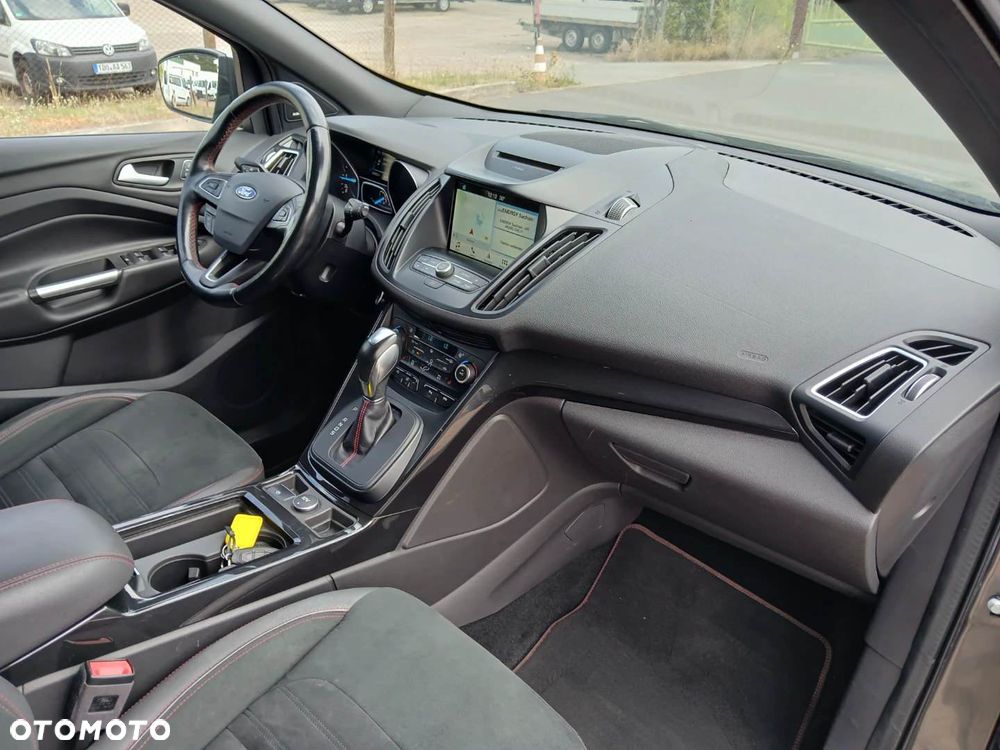 Ford Kuga 2.0 TDCi AWD ST-Line - 9