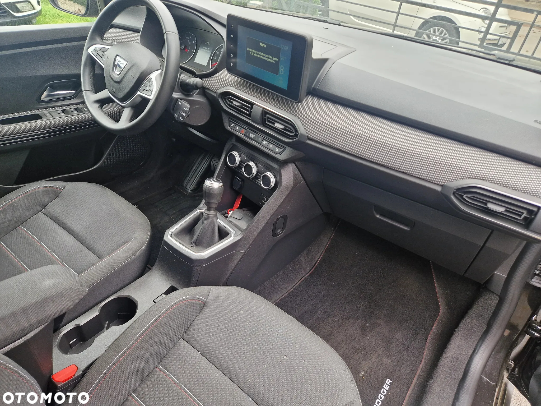 Dacia Jogger TCe 110 Extreme+ - 13