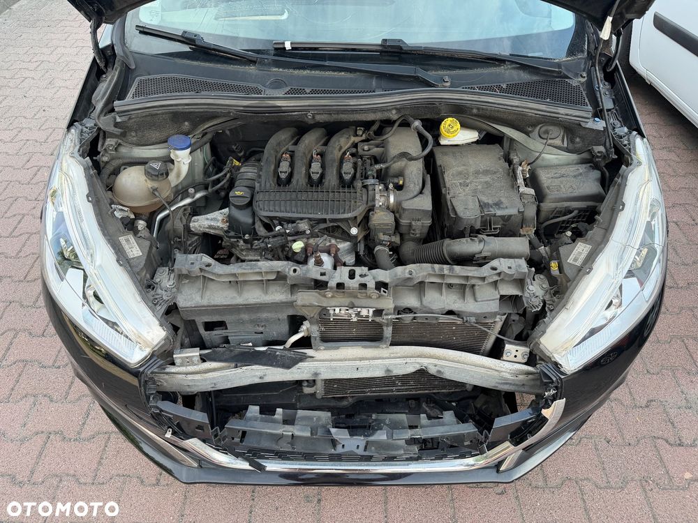 Peugeot 208 - 15