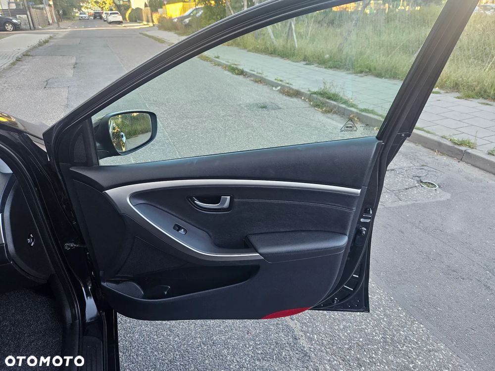 Hyundai i30 blue 1.6 GDI YES Gold - 17