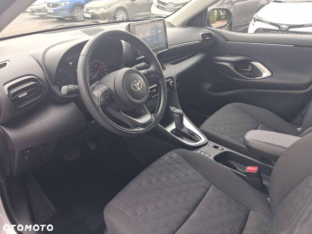 Toyota Yaris - 19