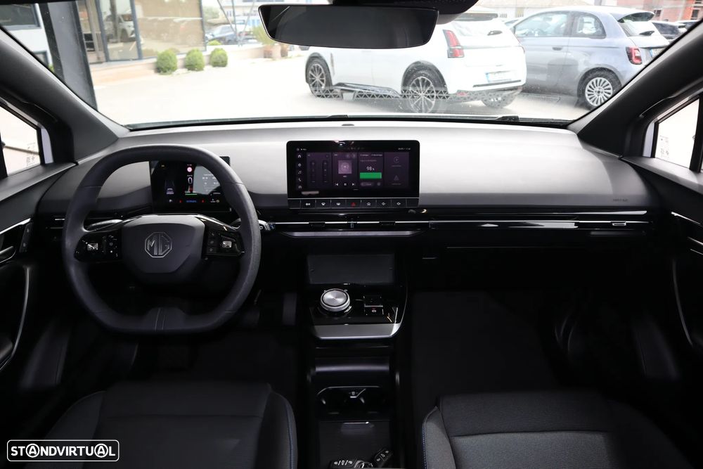 MG MG4 51 kWh Standard - 12