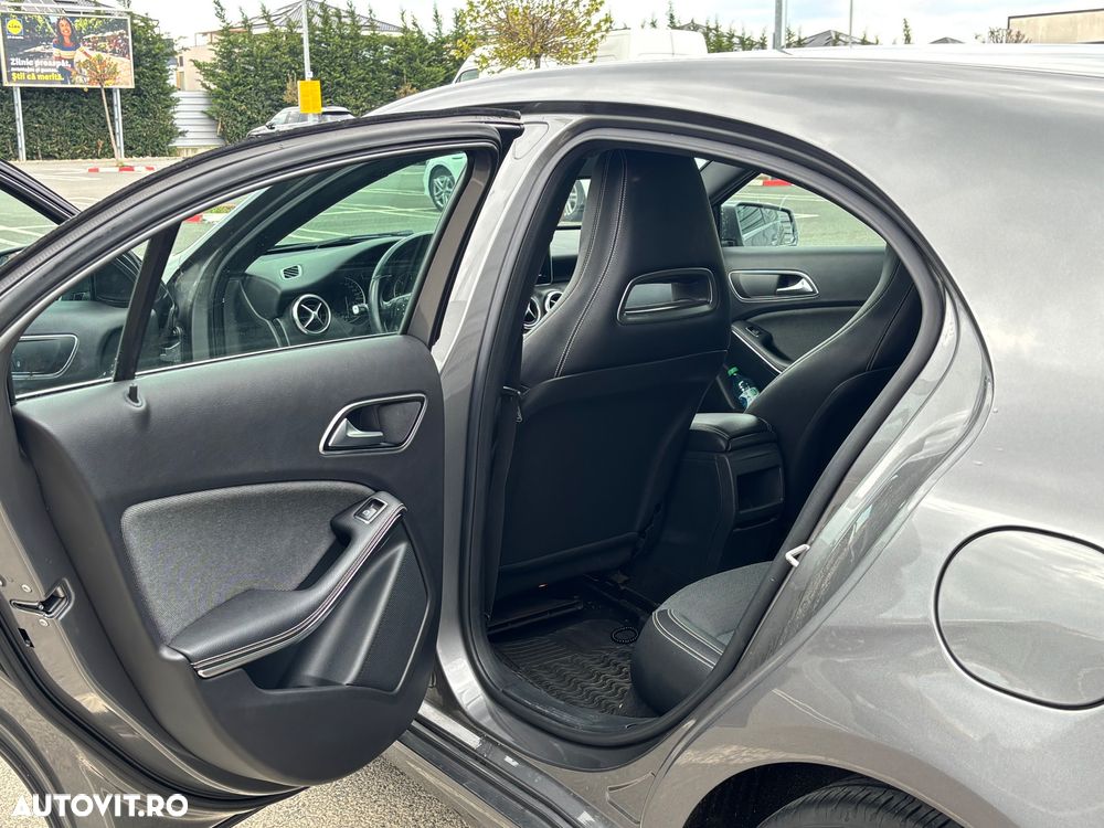 Mercedes-Benz A 160 - 30