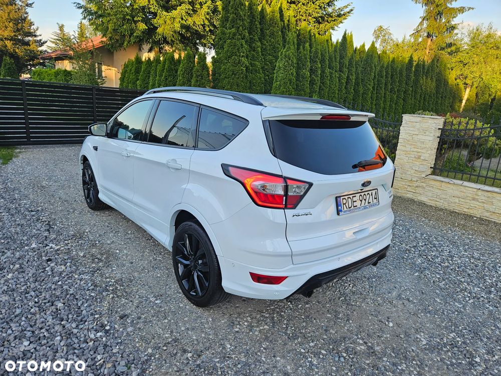 Ford Kuga - 8